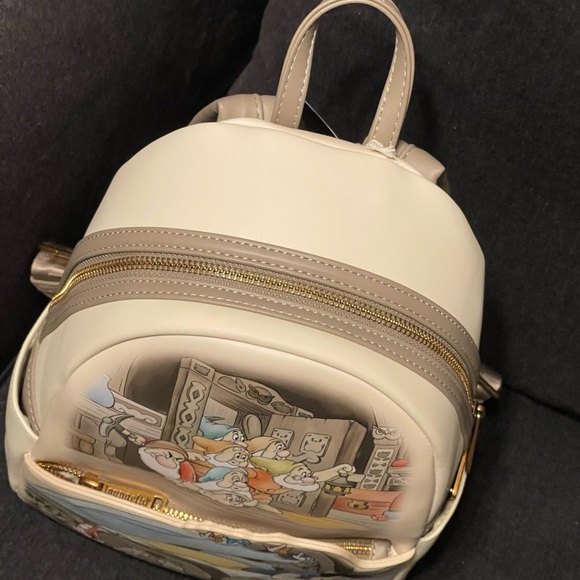 Loungefly Disney Snow White Seven Dwarfs Backpack & cardholder - Picture 5 of 12